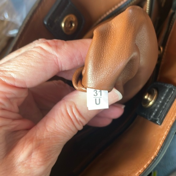 🛍HOST PICK🛍Beyond Stunning all Leather Prada Bag - Picture 15 of 16